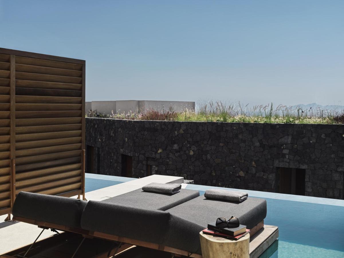 Magma Resort Santorini, In The Unbound Collection By Hyatt Vourvoúlos Esterno foto